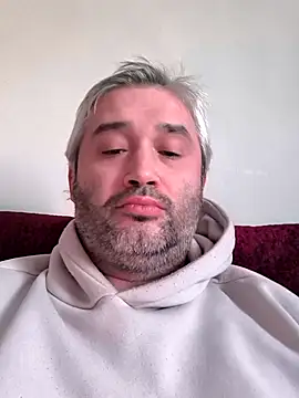 Snapshot of Olomoucak1982 chatting on 01-19-26, 02:54 Olomoucak1982 online show from 01-19-26, 02:54