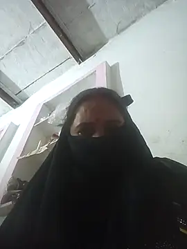 Snapshot of Your-shreya143 chatting on 12-05-25, 04:47 Your-shreya143 online show from 12-05-25, 04:47