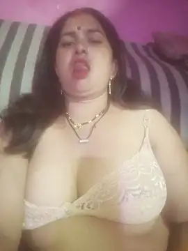 Your-shreya143 online show from 07-22-26, 09:39