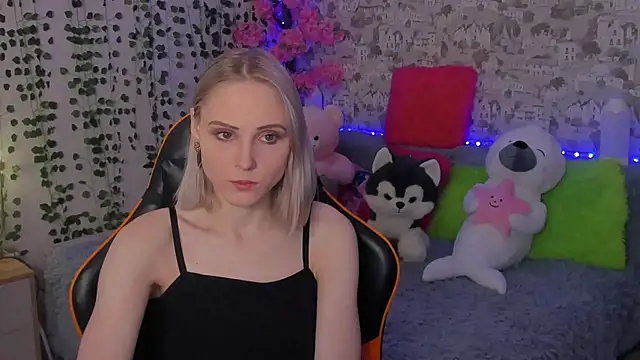 Gina Gina love online show from 06-29-26, 01:01