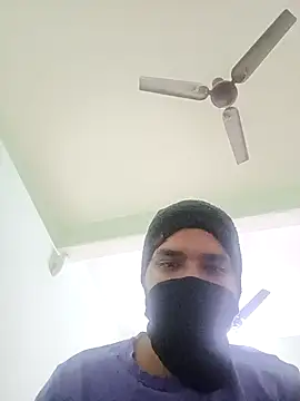 Snapshot of samsexjuice chatting on 12-15-25, 08:46 samsexjuice online show from 12-15-25, 08:46