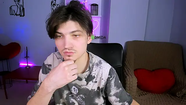 Snapshot of pit_wetty chatting on 12-16-25, 10:09 pit wetty online show from 12-16-25, 10:09