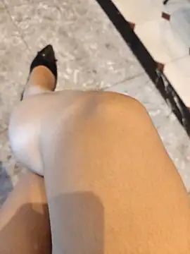 Miky Lyn online show from 02-18-26, 05:14