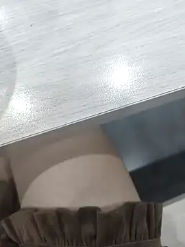 Miky Lyn online show from 03-08-26, 04:05