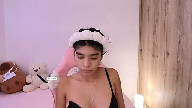 phia carter online show from 04-16-26, 04:30