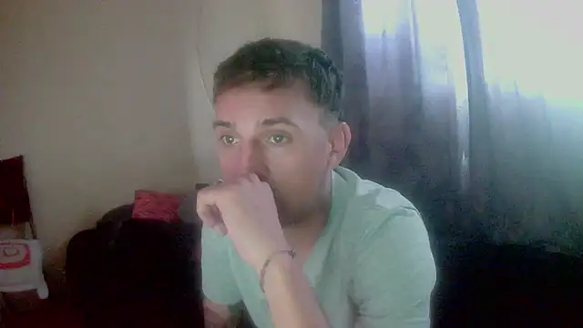 LeomiaDesire online show from 04-01-26, 08:17