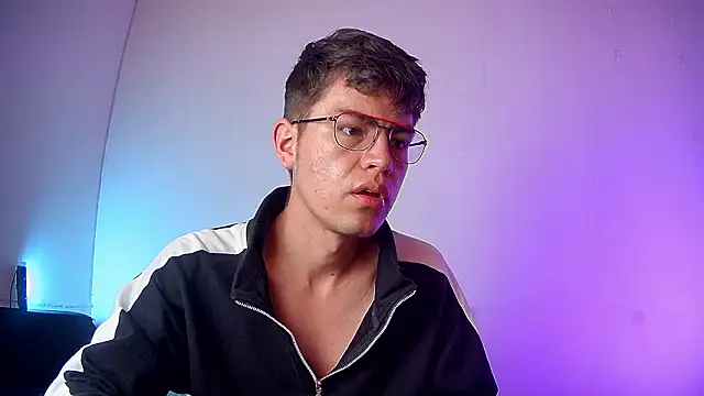 nicolatinboy online show from 02-21-26, 09:05