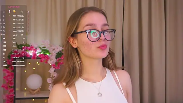 NyraKiss online show from 12-14-25, 08:24