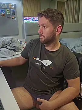 RipMyUnderwear online show from 07-02-26, 08:48