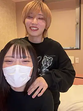 Snapshot of kai_xoxo__ chatting on 12-05-25, 02:03 kai xoxo online show from 12-05-25, 02:03