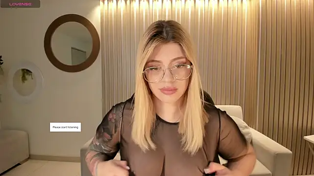 MadisonKane online show from 04-25-26, 11:13