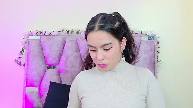 iris and damian online show from 04-22-26, 05:25