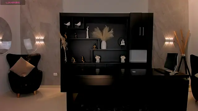 ChloeManson online show from 03-18-25, 08:48