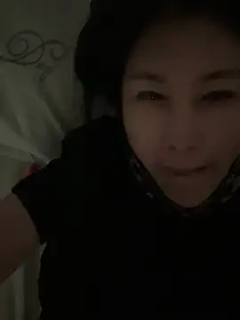 luckybaby666999 online show from 04-12-26, 12:43