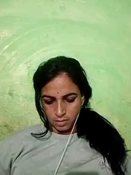 Snapshot of Big_soniya55A chatting on 06-30-26, 12:28 Big soniya55A online show from 06-30-26, 12:28