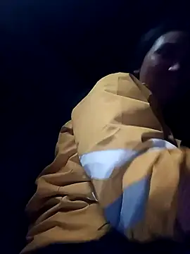 Snapshot of Lorena-a chatting on 12-05-25, 02:09 Lorena-a online show from 12-05-25, 02:09