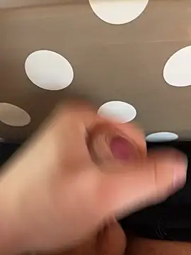 hannes256102 online show from 04-26-26, 12:47