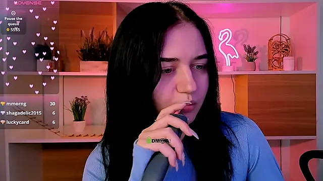 Snapshot of diara_ti chatting on 12-14-25, 09:58 diara ti online show from 12-14-25, 09:58