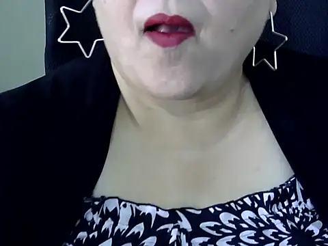 Snapshot of Soniya_Sha chatting on 05-18-26, 07:58 Soniya Sha online show from 05-18-26, 07:58