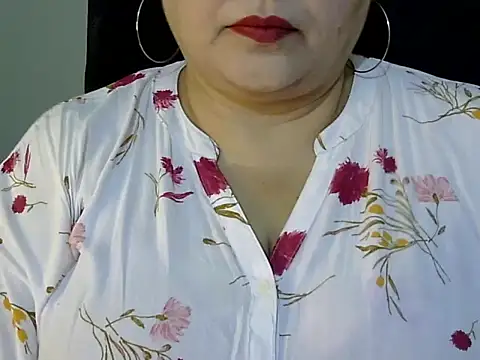 Snapshot of Soniya_Sha chatting on 05-25-26, 10:16 Soniya Sha online show from 05-25-26, 10:16