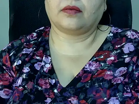 Snapshot of Soniya_Sha chatting on 05-27-26, 07:22 Soniya Sha online show from 05-27-26, 07:22
