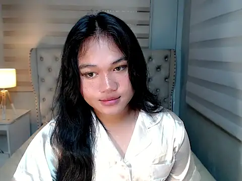Snapshot of Provocative_Touch chatting on 05-09-26, 04:39 Provocative Touch online show from 05-09-26, 04:39