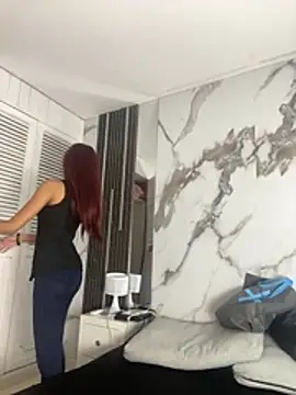 BellaHarpeer online show from 04-22-26, 07:26