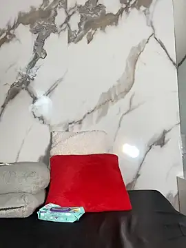 BellaHarpeer online show from 04-27-26, 07:12