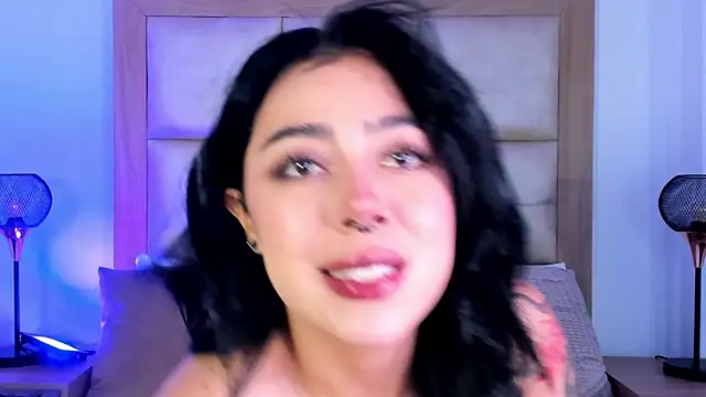 TaniaRedd  online show from 02-09-26, 01:37