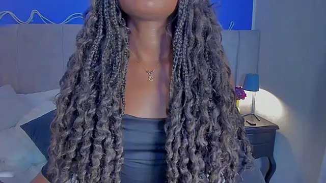 Aura sun online show from 04-24-26, 11:45