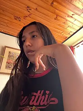 Alix Rousses21 online show from 03-31-26, 07:14