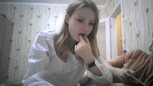 EvgeniyXAnna online show from 03-09-26, 08:35