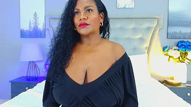 AnnieLeigt online show from 01-15-26, 12:10