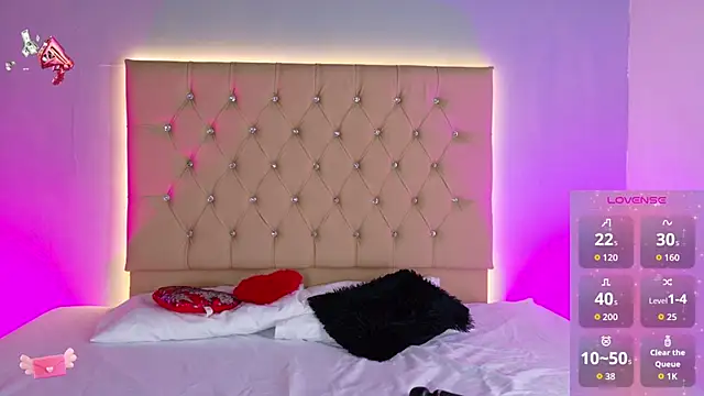 EmmaLawrence  online show from 03-09-26, 09:02