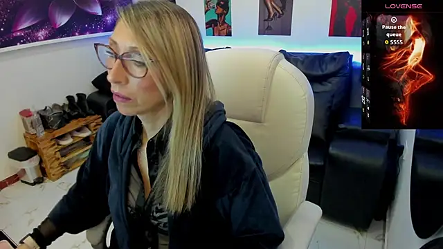 Scarlett 079 online show from 02-10-26, 11:47