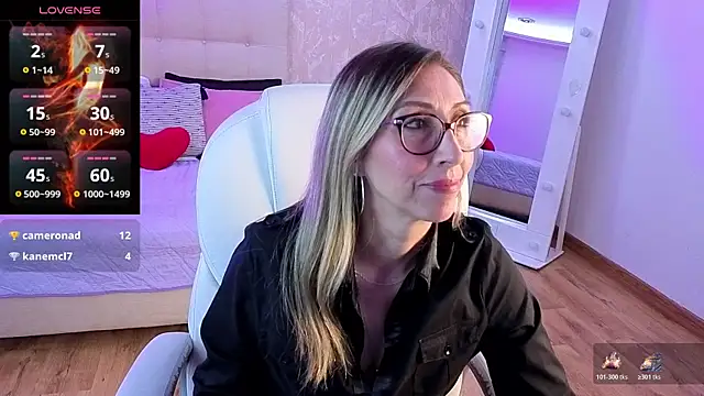 Scarlett 079 online show from 04-25-26, 01:41