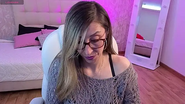 Scarlett 079 online show from 04-28-26, 12:10