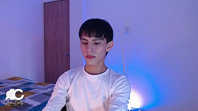 andrew courtzz online show from 04-07-26, 08:31