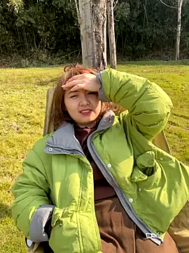 Snapshot of bibi347127 chatting on 12-05-25, 04:21 bibi347127 online show from 12-05-25, 04:21