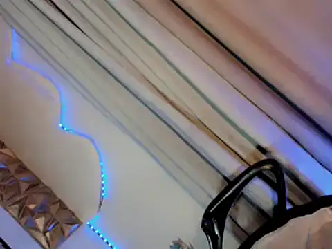 yourbomb shellxx online show from 04-23-26, 03:25