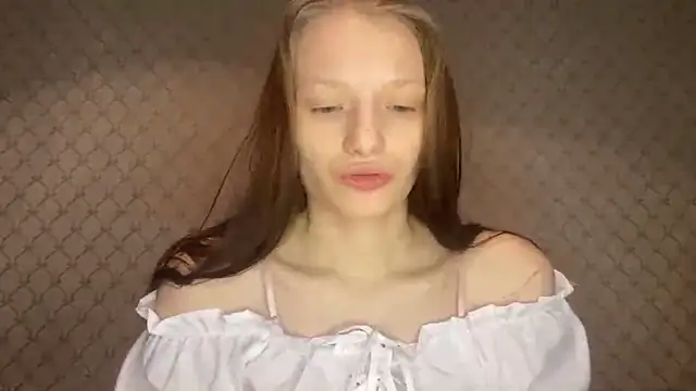 Cleonoth2o online show from 01-10-26, 04:42