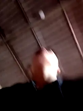 Snapshot of HanaShow22 chatting on 12-17-25, 08:31 HanaShow22 online show from 12-17-25, 08:31