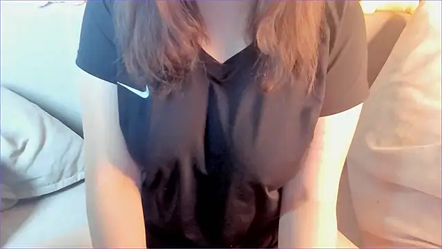 minji snow online show from 02-02-26, 01:21