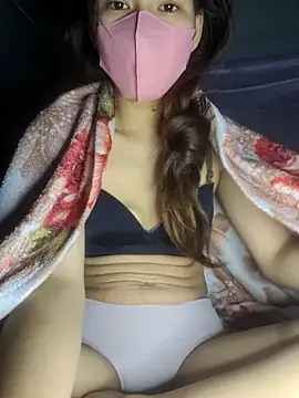 polly chan online show from 12-15-25, 04:44