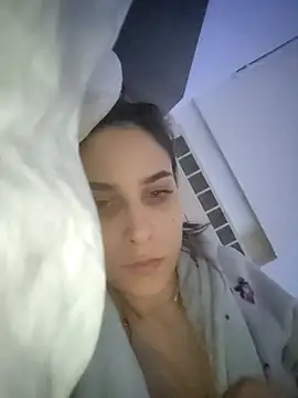 cristinalore online show from 12-05-25, 05:42