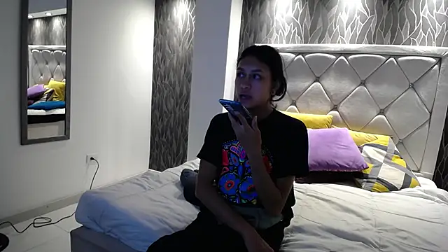 Kat Cute online show from 03-31-26, 10:54