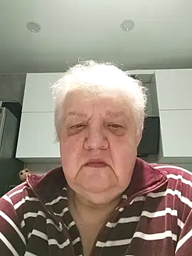 HapinessLovee online show from 12-22-25, 05:04