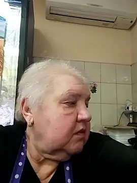 HapinessLovee online show from 01-14-26, 08:09