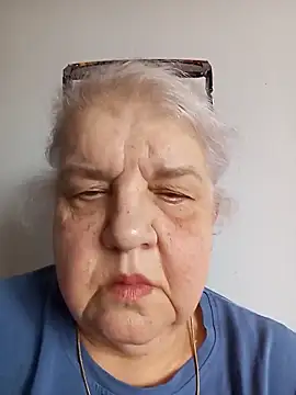 HapinessLovee online show from 04-20-26, 01:25