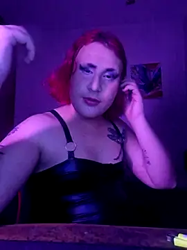 Snapshot of alien_ate_red chatting on 12-15-25, 12:59 alien ate red online show from 12-15-25, 12:59